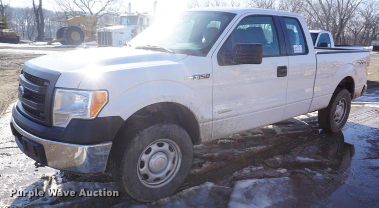 image for item DF1662 2013 Ford F150 SuperCab pickup truck