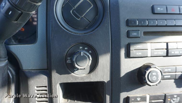 image for item DF1662 2013 Ford F150 SuperCab pickup truck