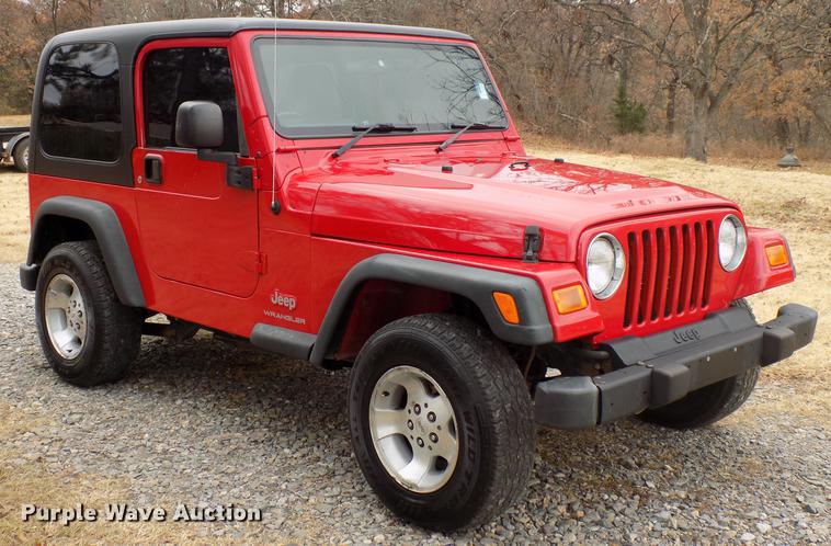 image for item DF2113 2004 Jeep Wrangler SUV