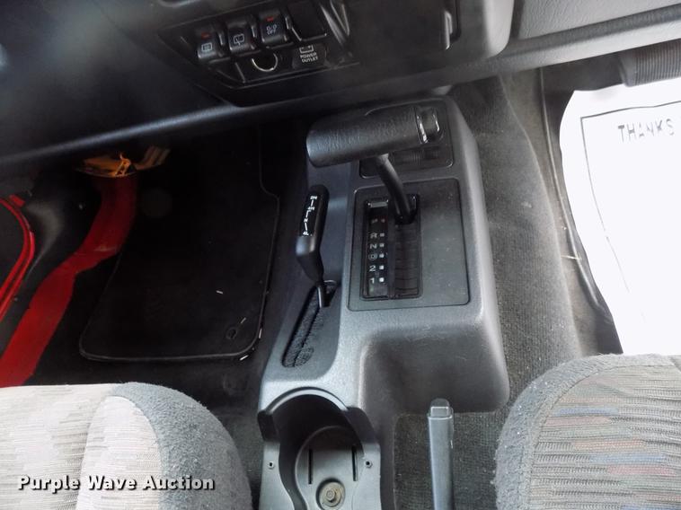 image for item DF2113 2004 Jeep Wrangler SUV