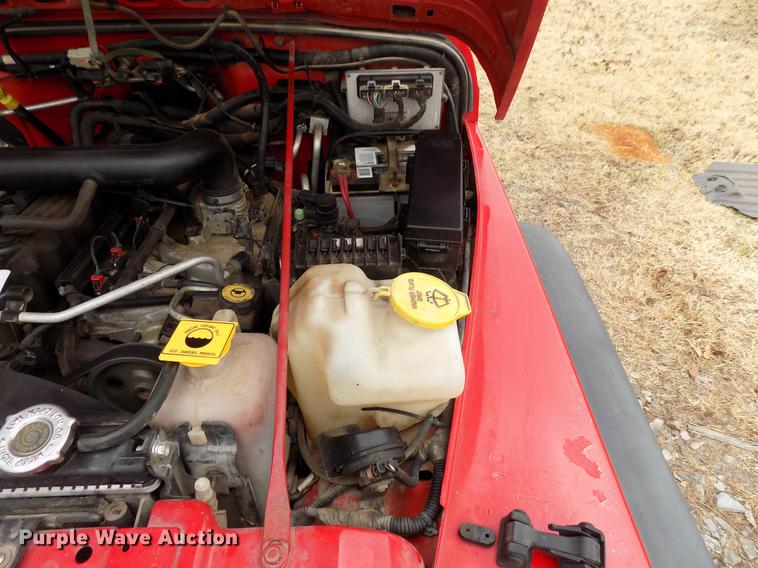 image for item DF2113 2004 Jeep Wrangler SUV