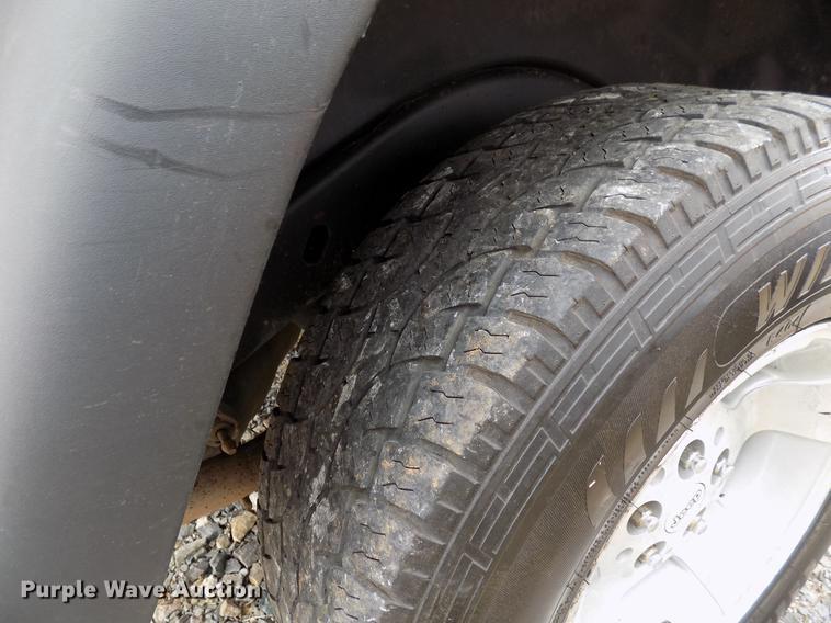 image for item DF2113 2004 Jeep Wrangler SUV