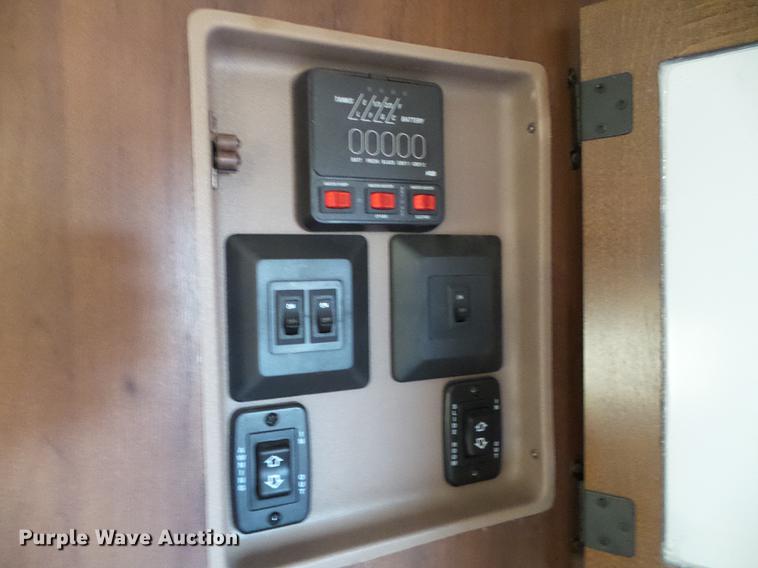 image for item DF2852 2015 Jayco Jayflight camper