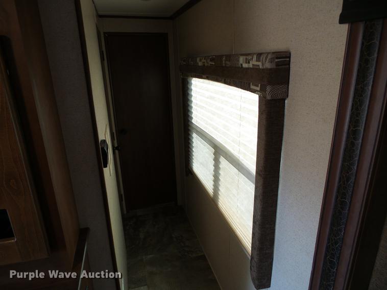 image for item DF2852 2015 Jayco Jayflight camper