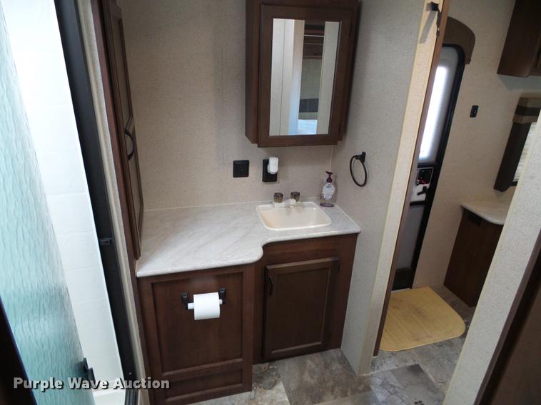 image for item DF2852 2015 Jayco Jayflight camper