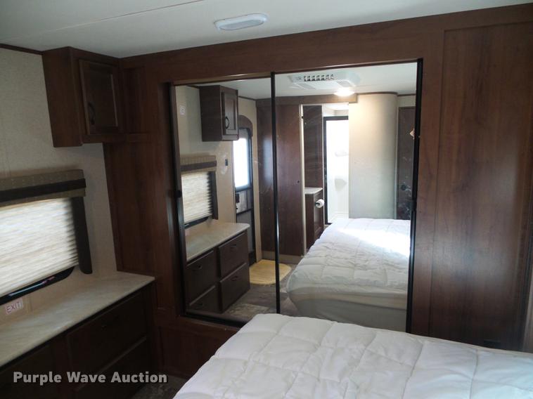 image for item DF2852 2015 Jayco Jayflight camper