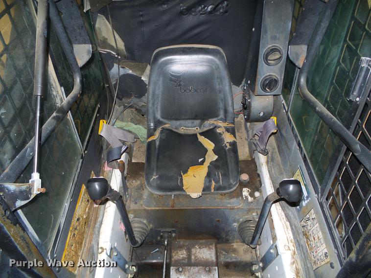 image for item DF2858 1992 Bobcat 7753 skid steer