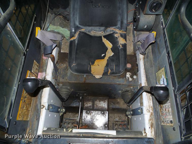 image for item DF2858 1992 Bobcat 7753 skid steer