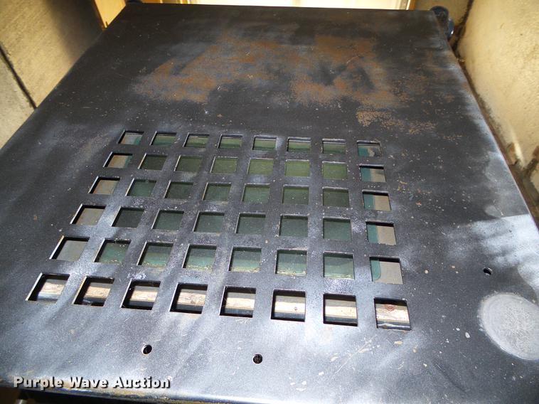 image for item DF2858 1992 Bobcat 7753 skid steer