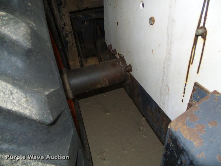 image for item DF2858 1992 Bobcat 7753 skid steer