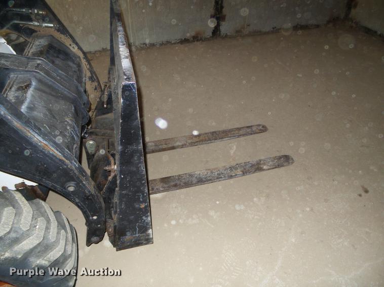 image for item DF2858 1992 Bobcat 7753 skid steer