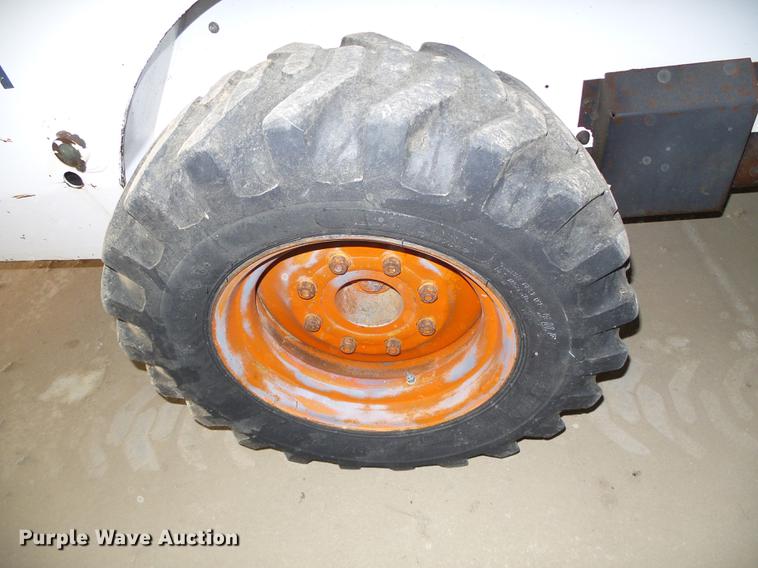 image for item DF2858 1992 Bobcat 7753 skid steer