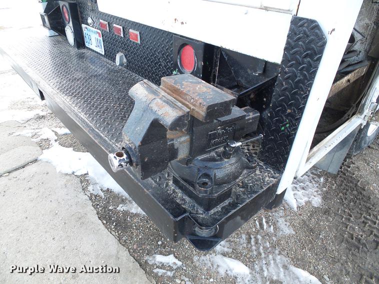 image for item DF2862 1994 Chevrolet Kodiak C6500 service truck with crane