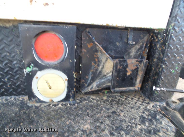 image for item DF2862 1994 Chevrolet Kodiak C6500 service truck with crane