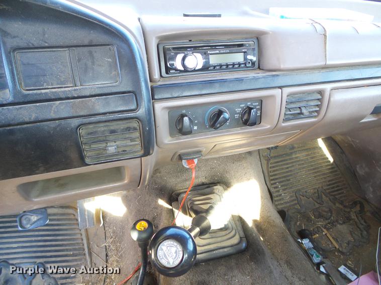 image for item DF2874 1997 Ford F250 Super Duty SuperCab pickup truck