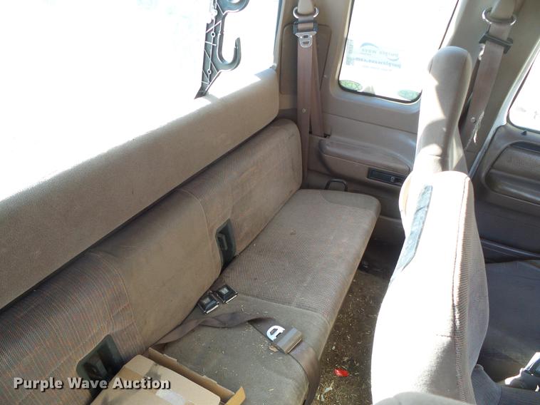 image for item DF2874 1997 Ford F250 Super Duty SuperCab pickup truck