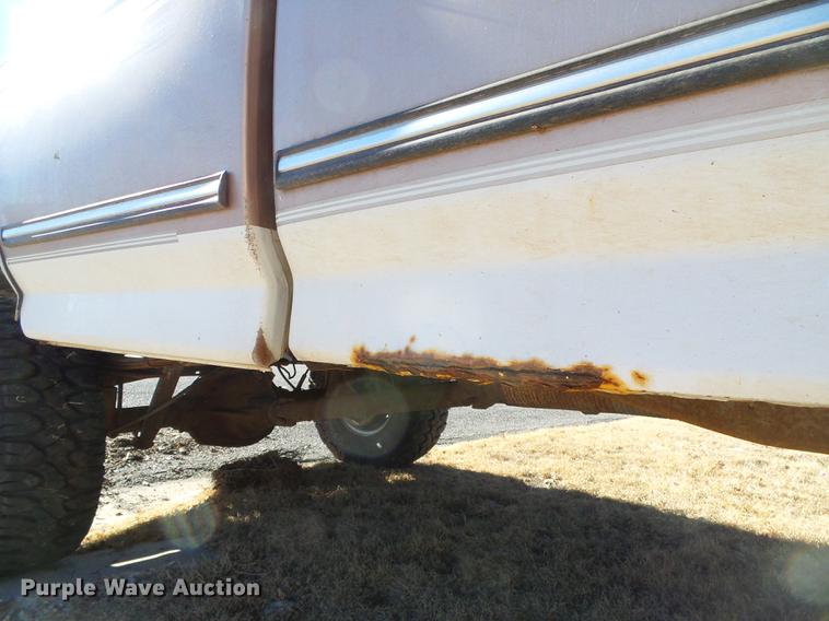 image for item DF2874 1997 Ford F250 Super Duty SuperCab pickup truck