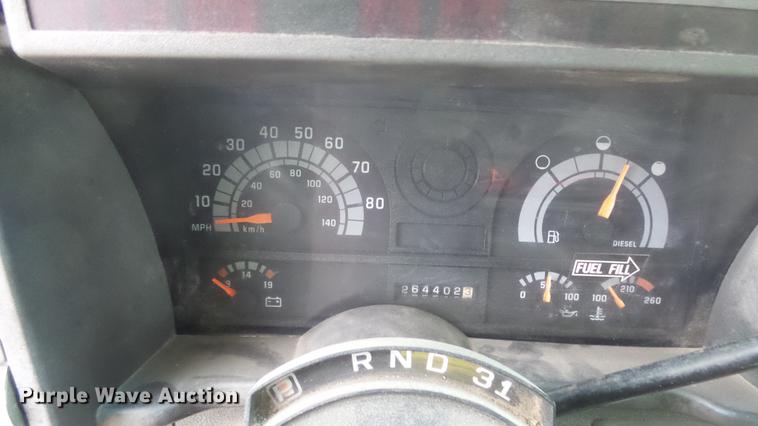 image for item DG2856 1995 GMC TopKick C6500 box truck