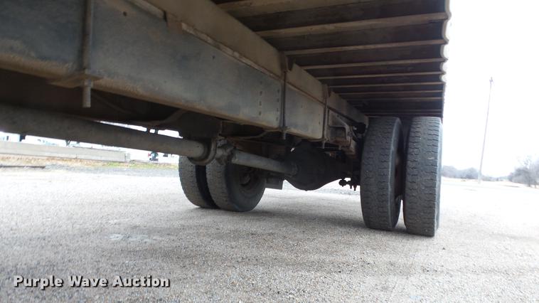 image for item DG2856 1995 GMC TopKick C6500 box truck