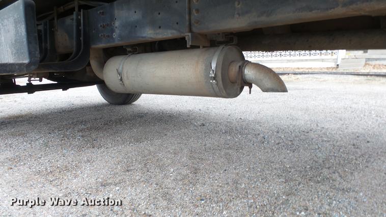 image for item DG2856 1995 GMC TopKick C6500 box truck