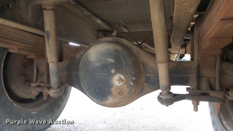 image for item DG2856 1995 GMC TopKick C6500 box truck