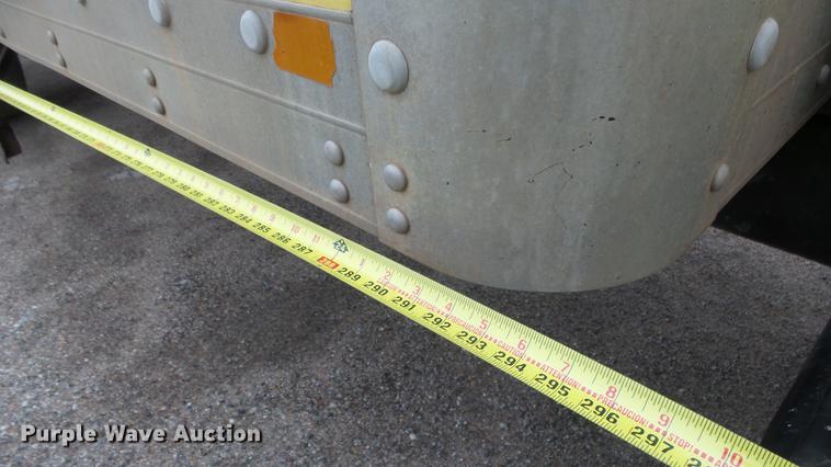 image for item DG2856 1995 GMC TopKick C6500 box truck