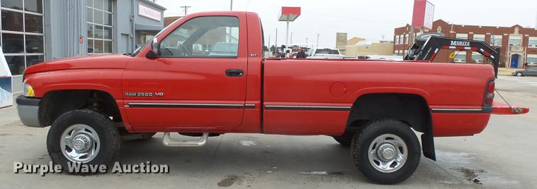 image for item DG2859 1996 Dodge Ram 2500 pickup truck