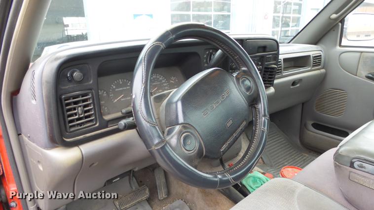 image for item DG2859 1996 Dodge Ram 2500 pickup truck