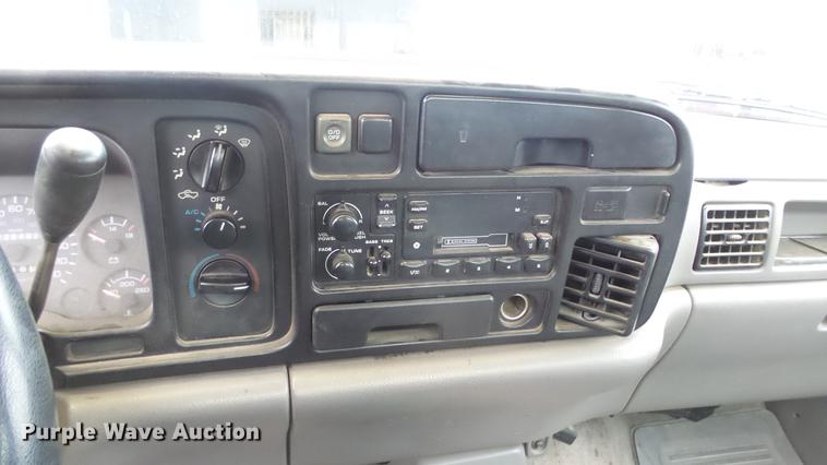 image for item DG2859 1996 Dodge Ram 2500 pickup truck