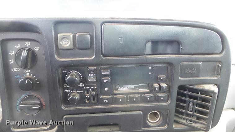 image for item DG2859 1996 Dodge Ram 2500 pickup truck