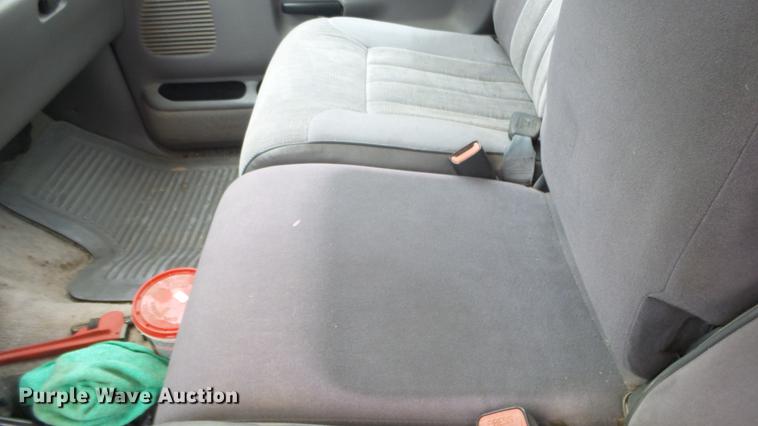 image for item DG2859 1996 Dodge Ram 2500 pickup truck