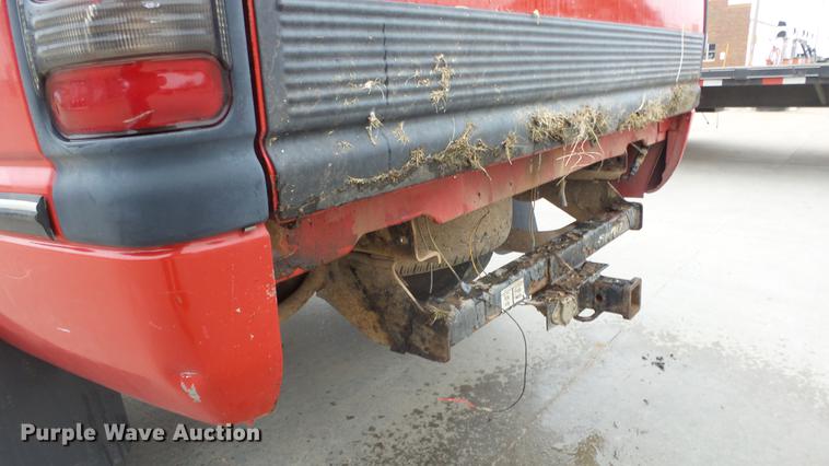 image for item DG2859 1996 Dodge Ram 2500 pickup truck