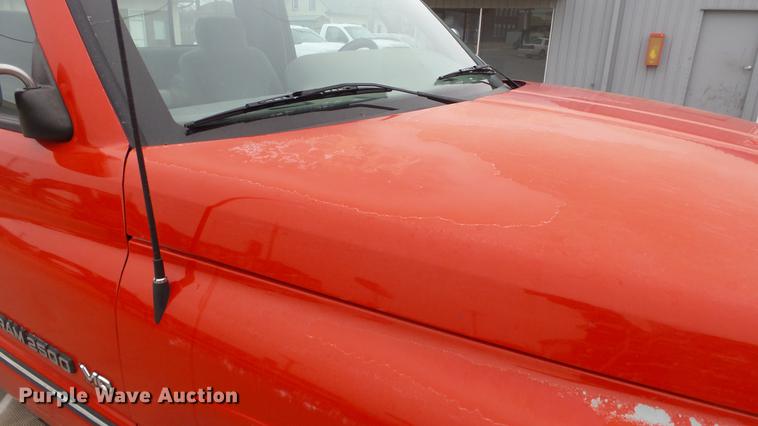 image for item DG2859 1996 Dodge Ram 2500 pickup truck
