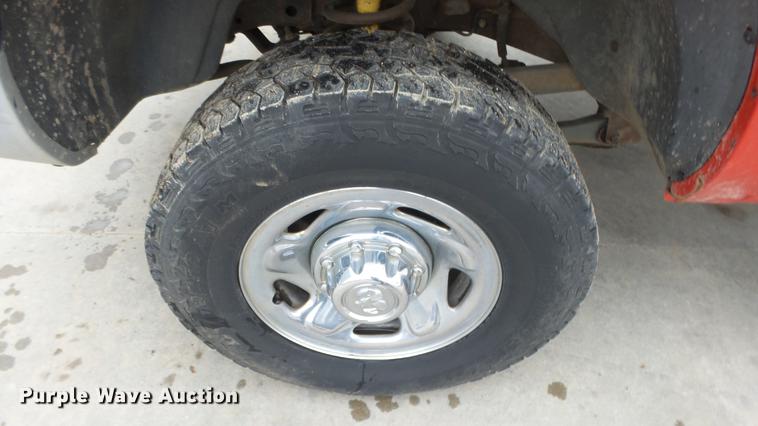 image for item DG2859 1996 Dodge Ram 2500 pickup truck