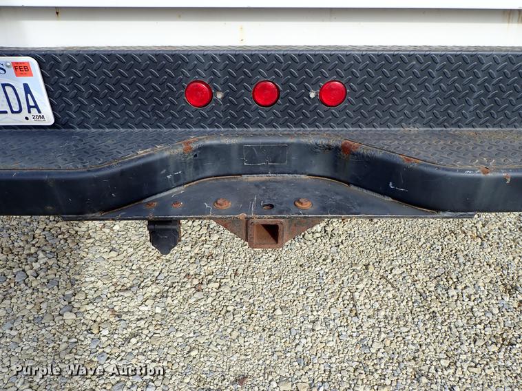 image for item DG2886 2006 Ford F350 Super Duty SuperCab utility bed pickup truck