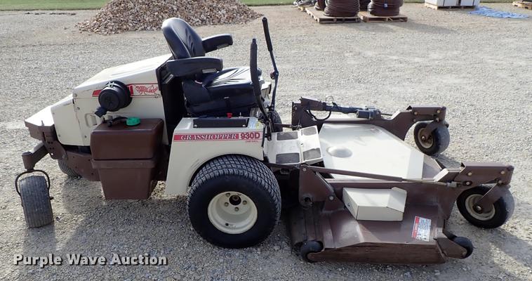 image for item DG2887 Grasshopper 930D ZTR lawn mower