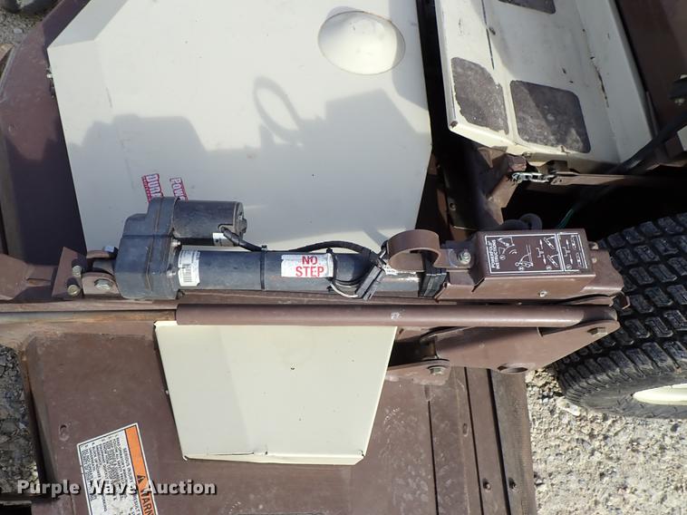 image for item DG2887 Grasshopper 930D ZTR lawn mower