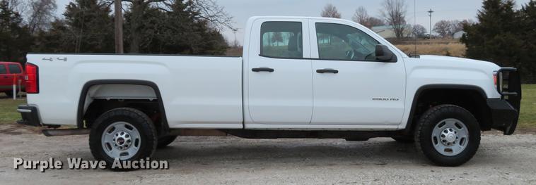 image for item DG3750 2015 GMC Sierra 2500HD Double Cab pickup truck