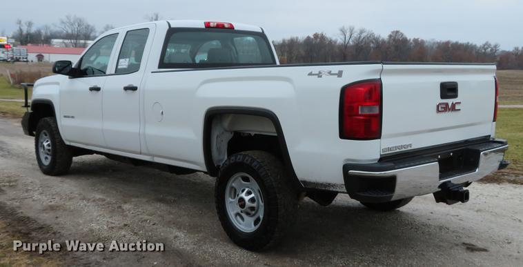 image for item DG3750 2015 GMC Sierra 2500HD Double Cab pickup truck