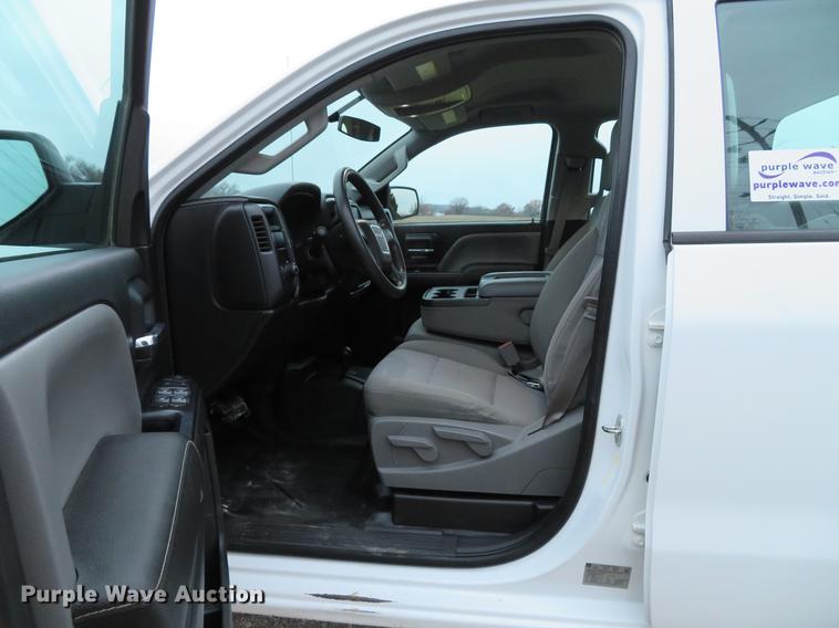 image for item DG3750 2015 GMC Sierra 2500HD Double Cab pickup truck