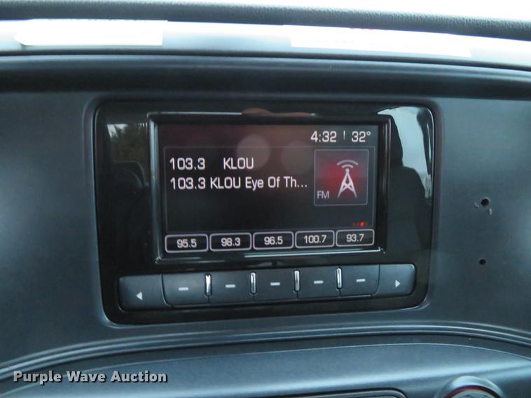 image for item DG3750 2015 GMC Sierra 2500HD Double Cab pickup truck