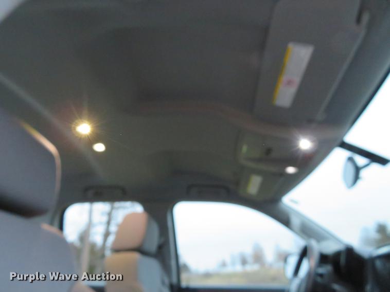 image for item DG3750 2015 GMC Sierra 2500HD Double Cab pickup truck