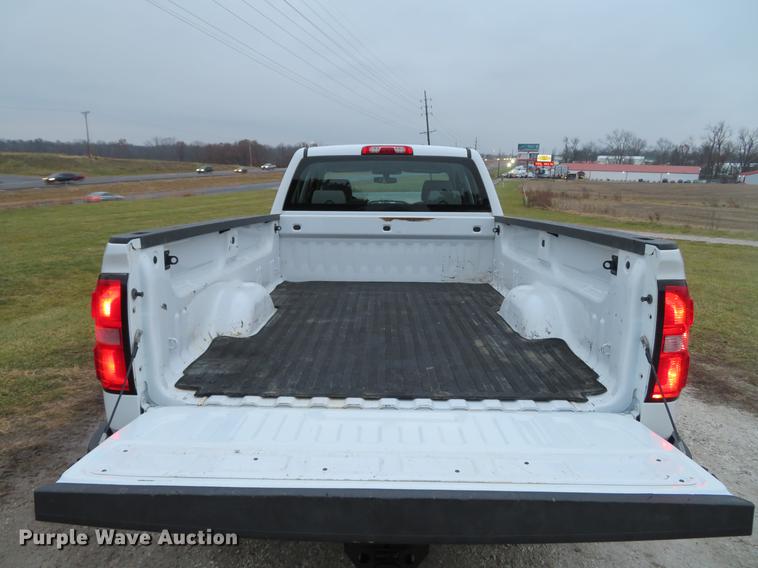 image for item DG3750 2015 GMC Sierra 2500HD Double Cab pickup truck