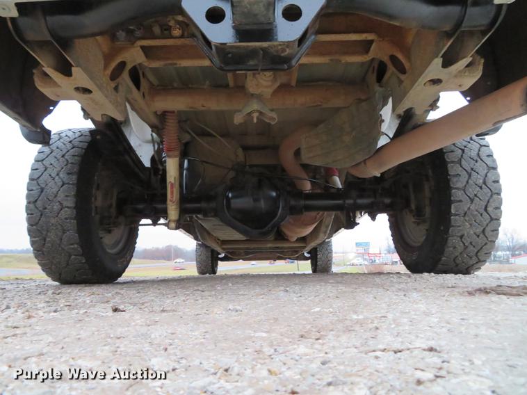 image for item DG3750 2015 GMC Sierra 2500HD Double Cab pickup truck