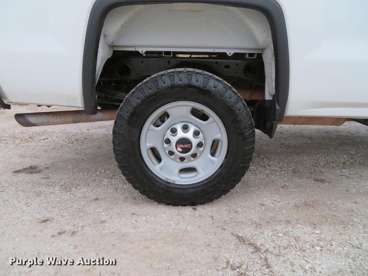 image for item DG3750 2015 GMC Sierra 2500HD Double Cab pickup truck