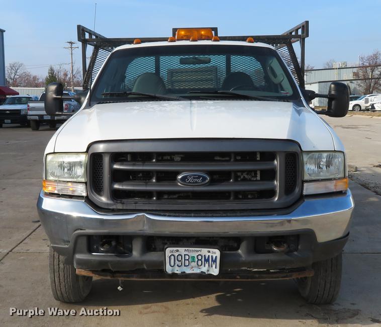 image for item DG3754 2003 Ford F450 Super Duty XL flatbed truck