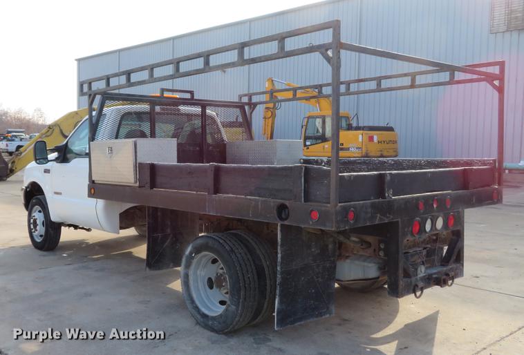 image for item DG3754 2003 Ford F450 Super Duty XL flatbed truck