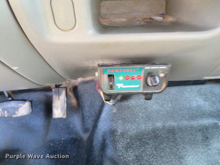 image for item DG3754 2003 Ford F450 Super Duty XL flatbed truck