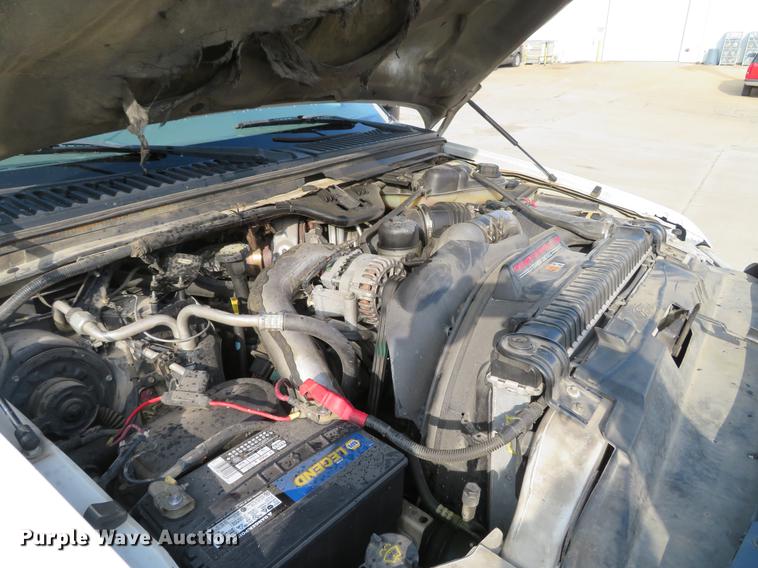 image for item DG3754 2003 Ford F450 Super Duty XL flatbed truck