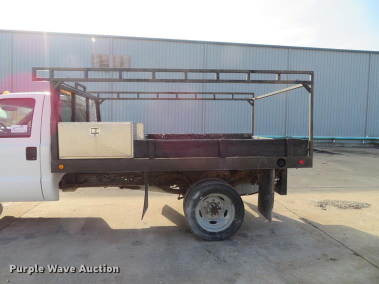 image for item DG3754 2003 Ford F450 Super Duty XL flatbed truck